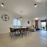 Luxury * Petrčane