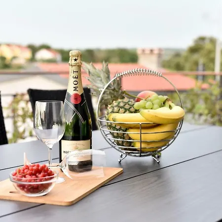 Luxury アパート *