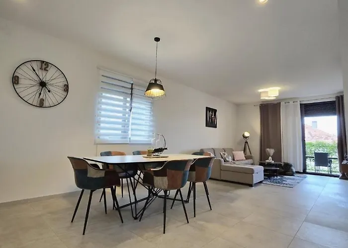 Luxury * Petrčane